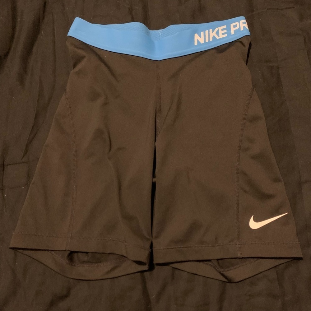 Nike Pro Women’s Size S Dri-Fit Spandex Compression Shorts 6” Inseam Black/Blue - Picture 5 of 5